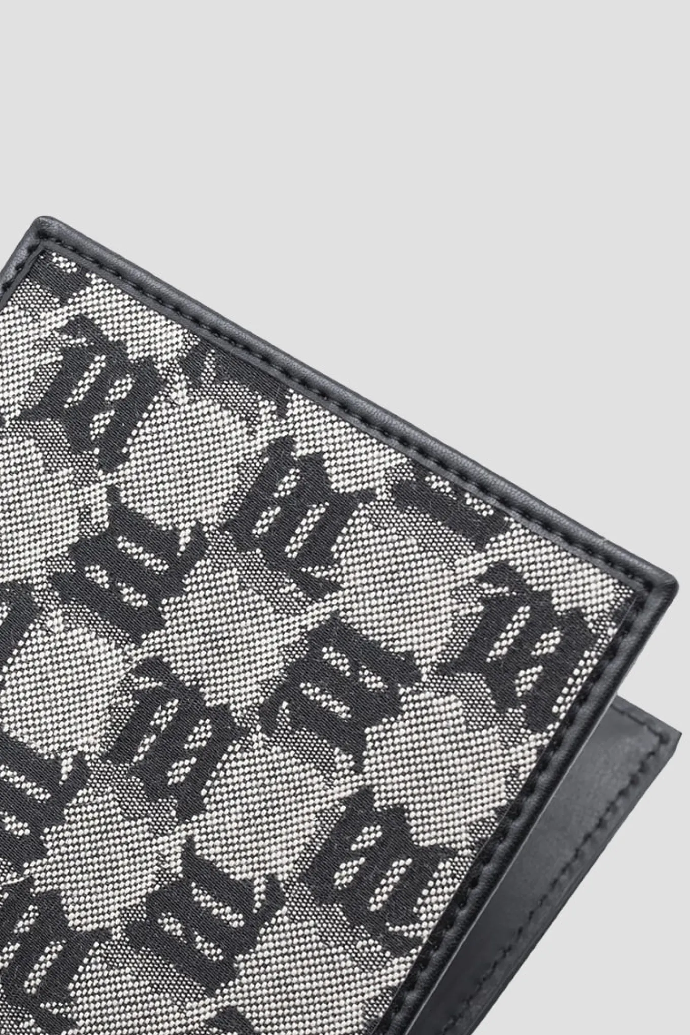Jacquard Monogram Bifold