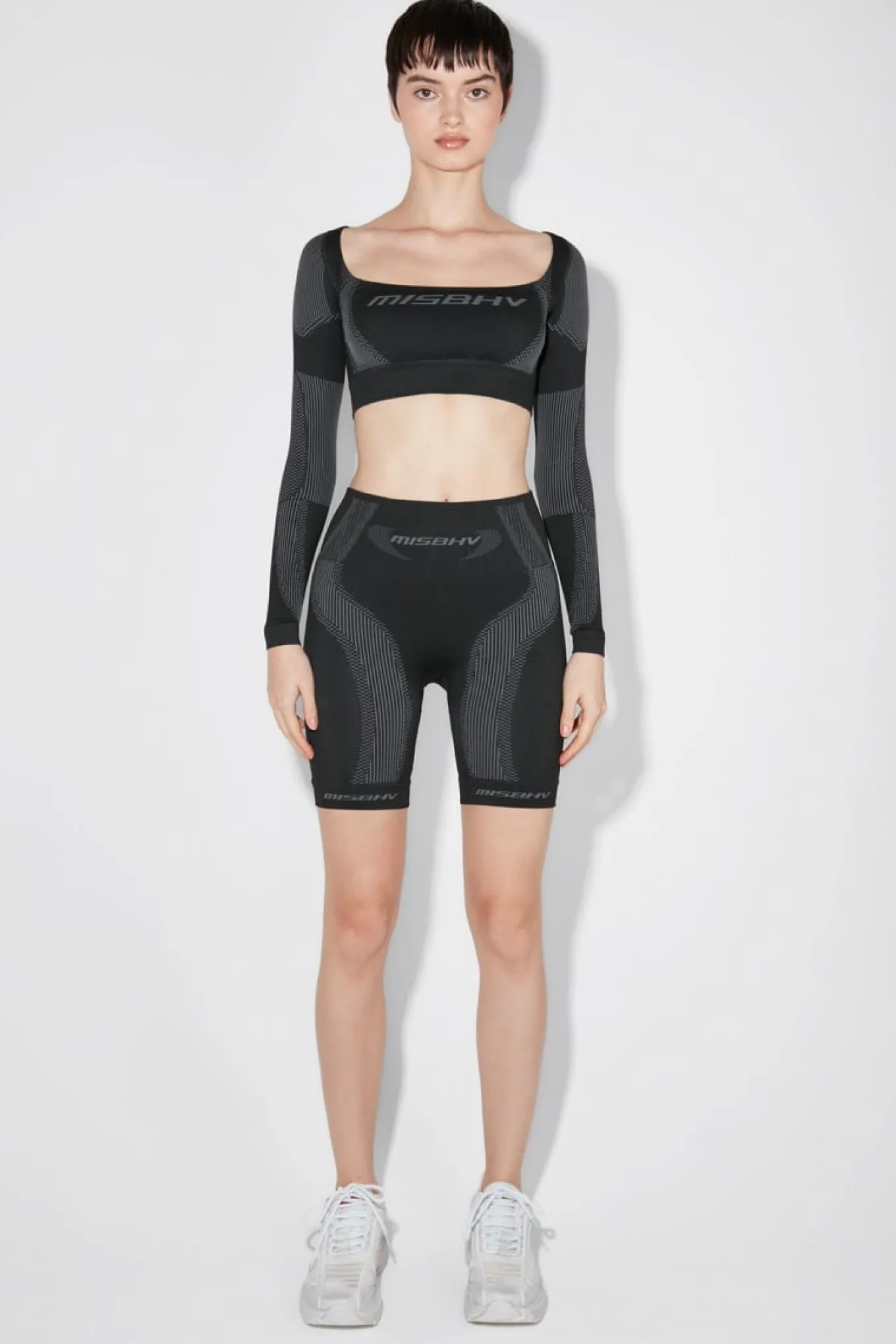 Sport Longsleeve Cropped Square Shaped